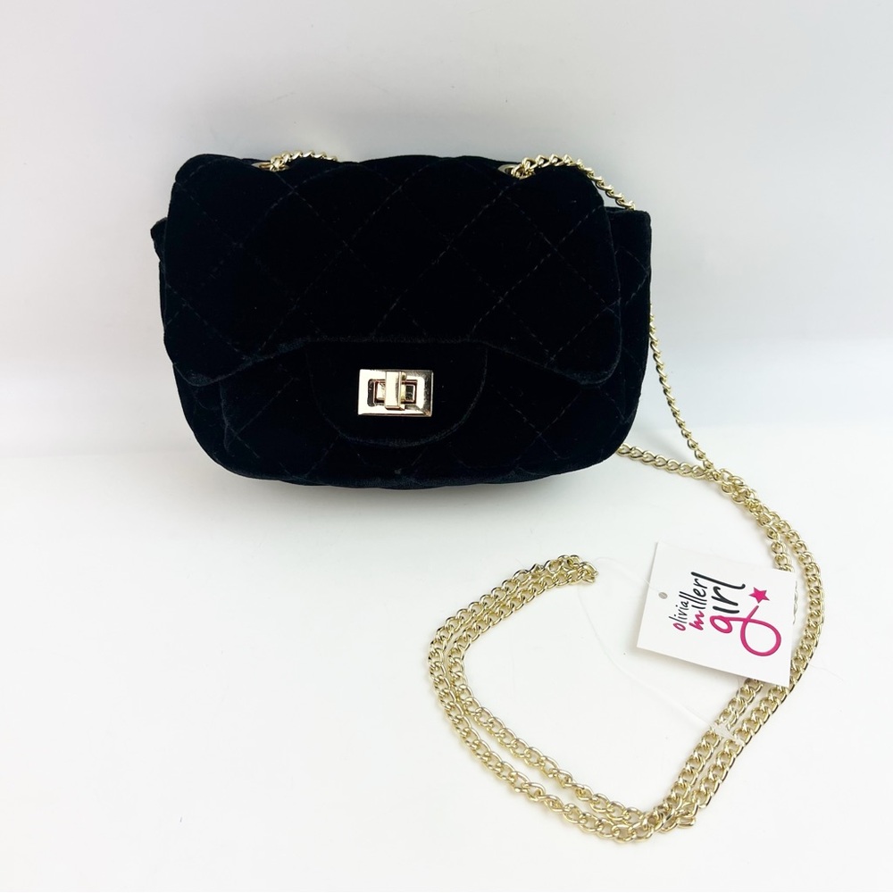 NEW Olivia Miller Girl Clutch Black Quilted Shoulder Bag Gold Chain Strap Tag